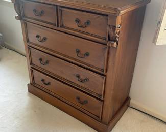 Antique chest of drawers