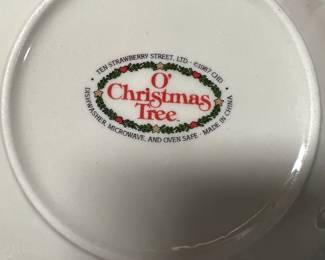O'Christmas Tree dinnerware