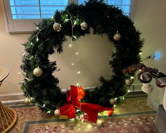 60" pre-lit wreath