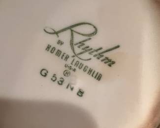 Homer Laughlin Rhythm Pink Magnolia teapot