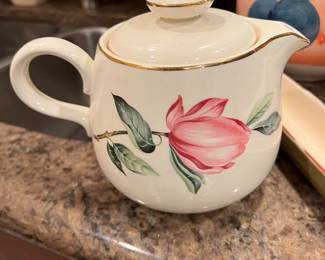 Homer Laughlin Rhythm Pink Magnolia teapot