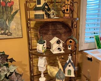 Metal Bakers' Rack ( birdhouses not for sale)