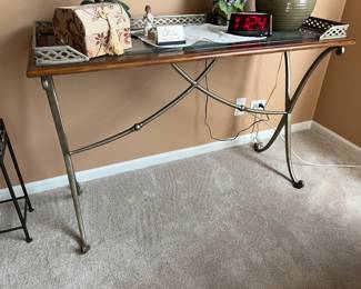 Metal/wood entry or sofa table