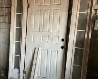 Exterior door w/ sidelights