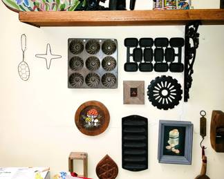 Retro decor and kitchen tools