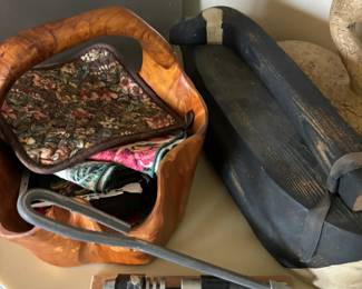 Wood burl bowl, carved wood ducks