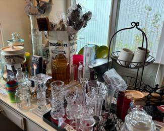 Lots of glassware vases and such