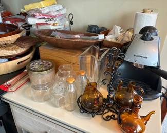 Kitchen items 