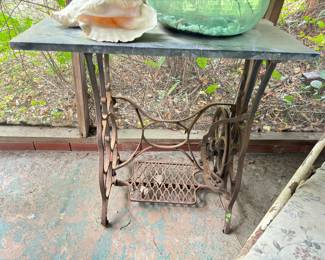 Sewing machine marble tooting table