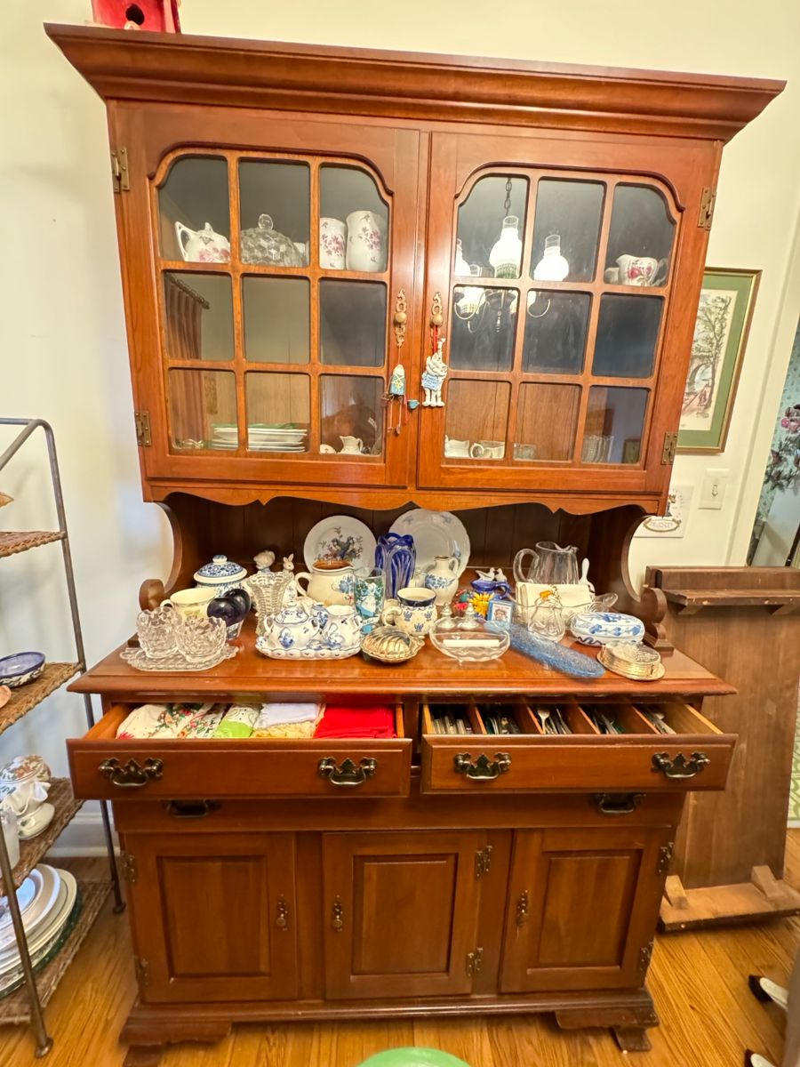 China hutch