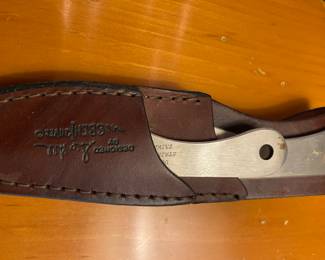 Let's have fun with throwing knives!