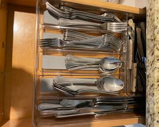 Cuisinart flatware set.