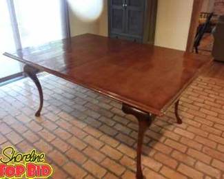 Baker Solid Wood Dining Room Table with 2 Leafs