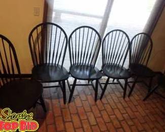 Set of 6 Ethan Allen Spindle Back Chairs