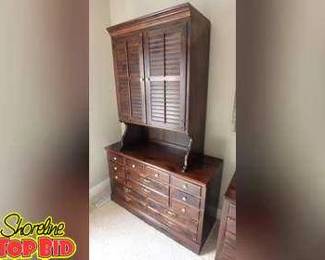 Vintage Ethan Allen Antiqued Pine Old Tavern Rustic Americana Shutter Door Upper Cabinet