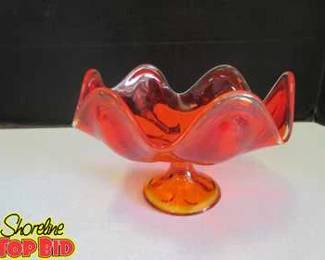 Vintage Viking Glass Persimmon Amberina Compote 6 Petal Handkerchief Vase, Excellent Condition