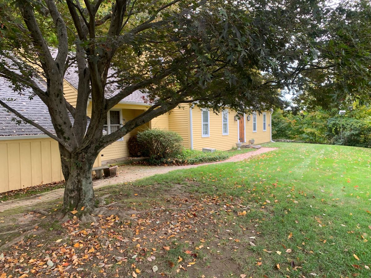 New England Estate Sales Auctions Estate... starts on 10/21/2023