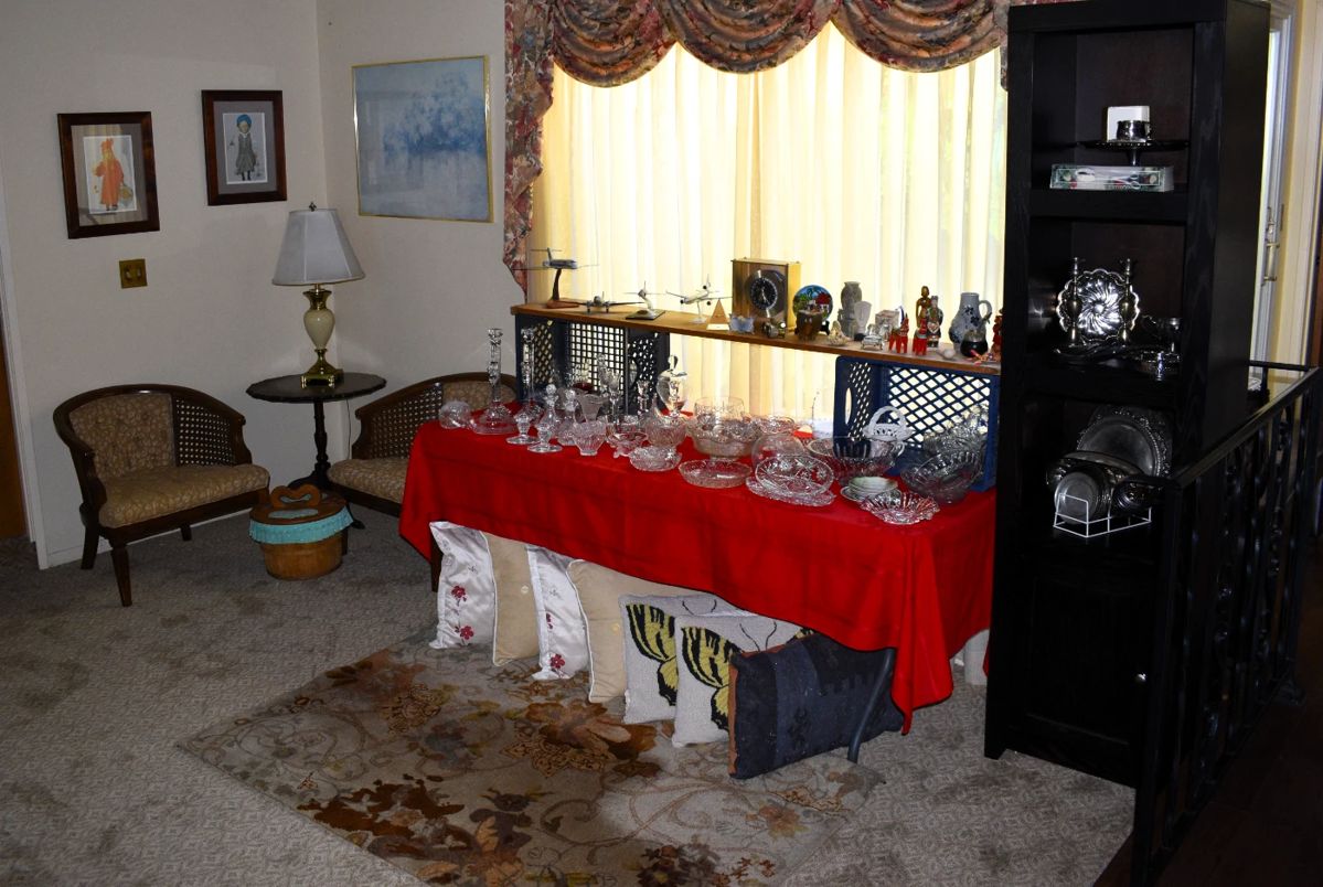 Rossmoor one day saleBy Trunk Full of Treasures starts on 10/16/2023