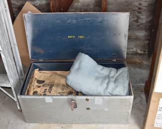 BEGIN GARAGE CLOSE UP PHOTOS