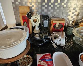 Bakeware, Sunbeam mixer and attachments