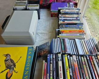 CDs DVDs