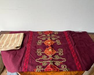 Natori Pillow Sham & Striped Sham