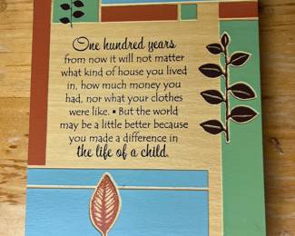 "You Made The Difference In The Life Of A Child" Wooden Wall Decoration