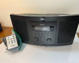 TEAC CD Receiver With Remote Control