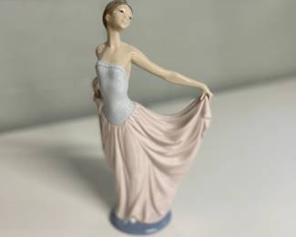 Lladro Dancer Figurine #5050