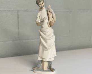 Lladro Obstetrician with Newborn #4763