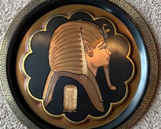 Metal pharoah plates