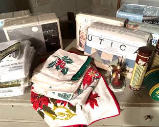 Christmas Linens, Brand New Sheet Sets