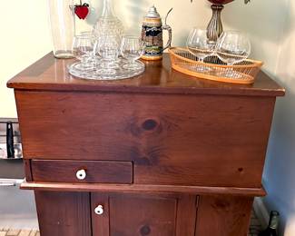 vintage pine dry bar