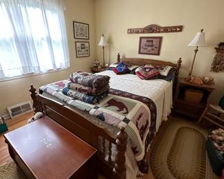 Full Size bed, quilts