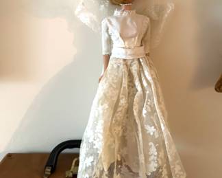 antique midge or barbie