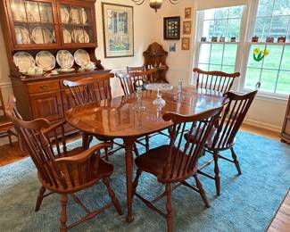 Dining Room Table 6 chairs