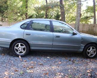 1999 Toyota Avalon XLS  Run Good Current Tag and Inspection 4/24 