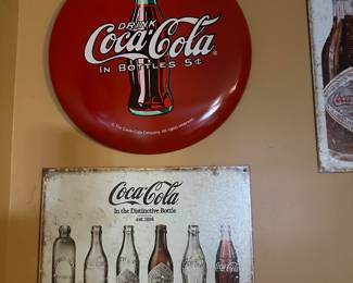 Coca Cola button 