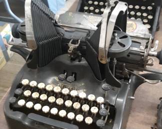 Vintage batwing typewriter and others