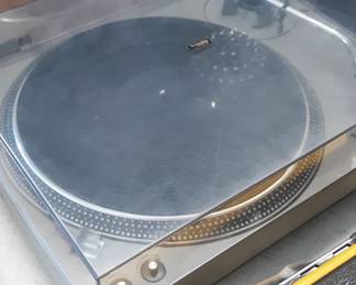 Techniques turntable