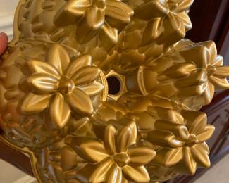 Gold Tone Aloha Bundt by Nordic Ware 