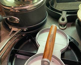 Cast Iron Skillets, Pots and Pans 