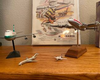 Vintage Model Airplanes 