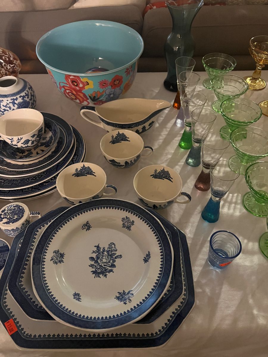 Williams Estate Sales in Kingsport, TN starts on 10/12/2023