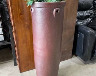 Concrete planter 40 in tall