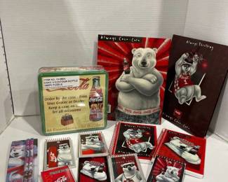 Coca-Cola 500 piece contour bottle puzzle brand new with assorted Coca-Cola items