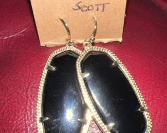 Kendra Scott Jewelry 
