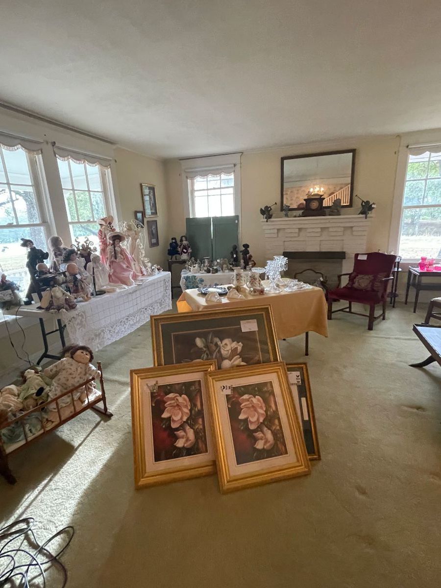 Wright Family Estate Sale in Raymond, MS starts on 10/21/2023