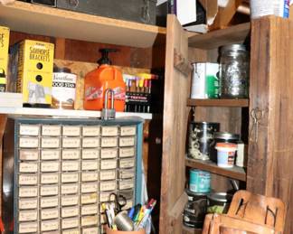 Screw storage box.misc