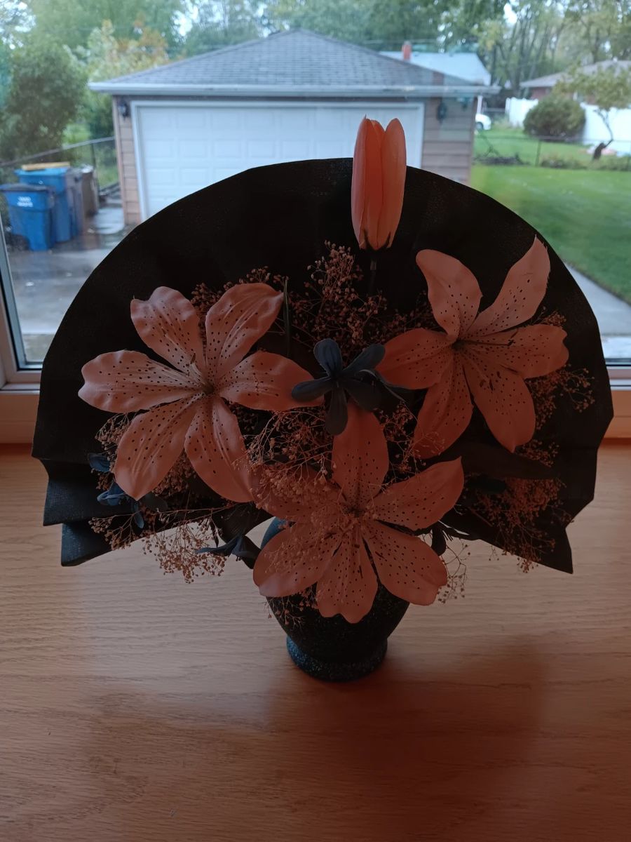 ULTIMATE THROWBACK TO 80s ESTATE SALE starts on 11/17/2023